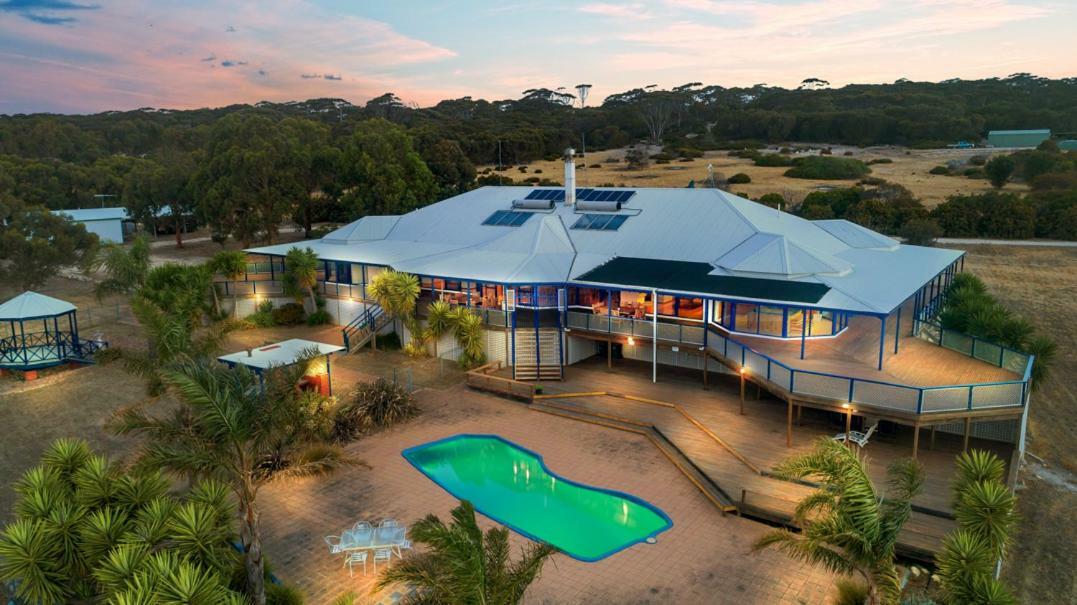 Villa Doyles On The Bay Kingscote Exterior foto